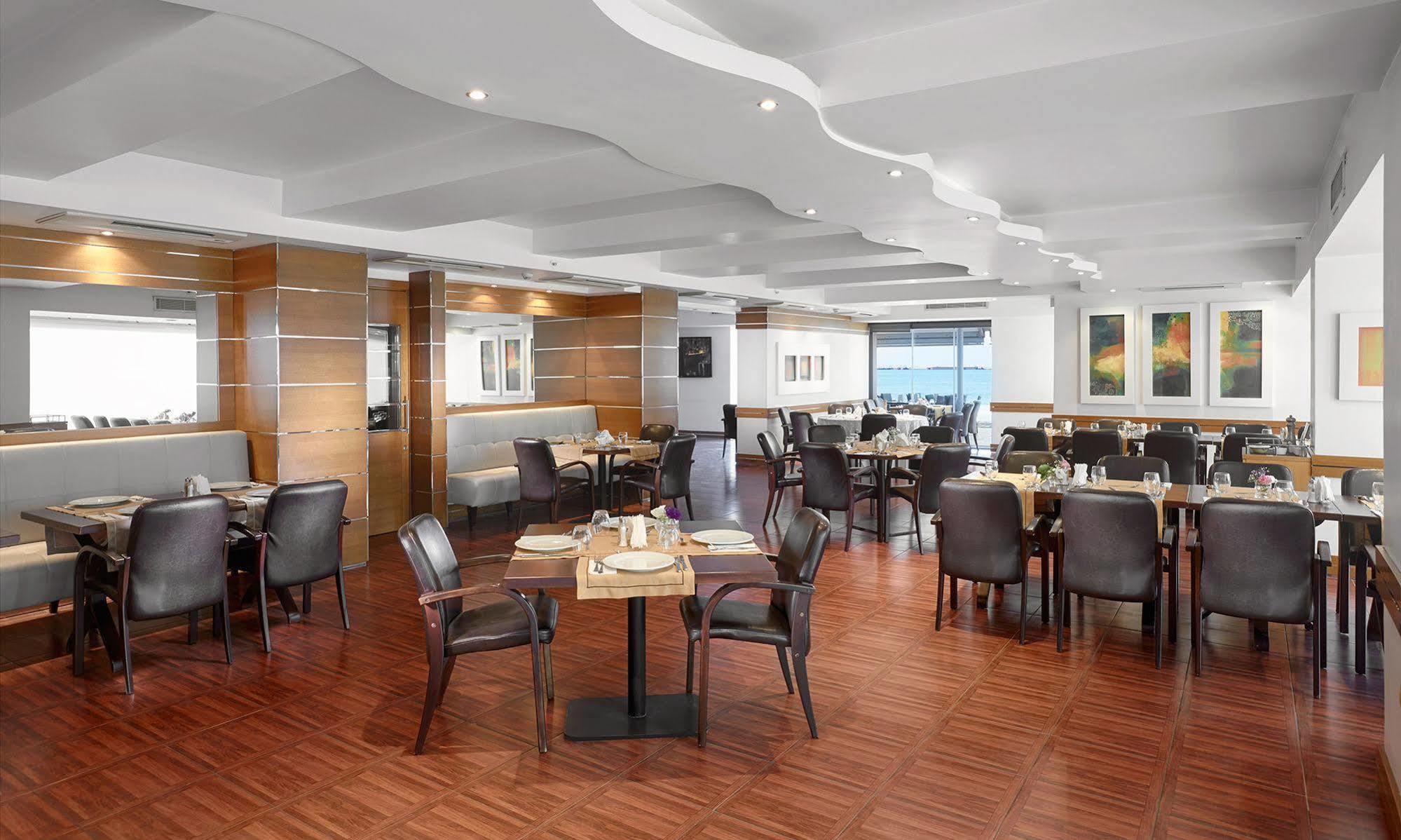 Kordon Hotel Pasaport Измир Экстерьер фото