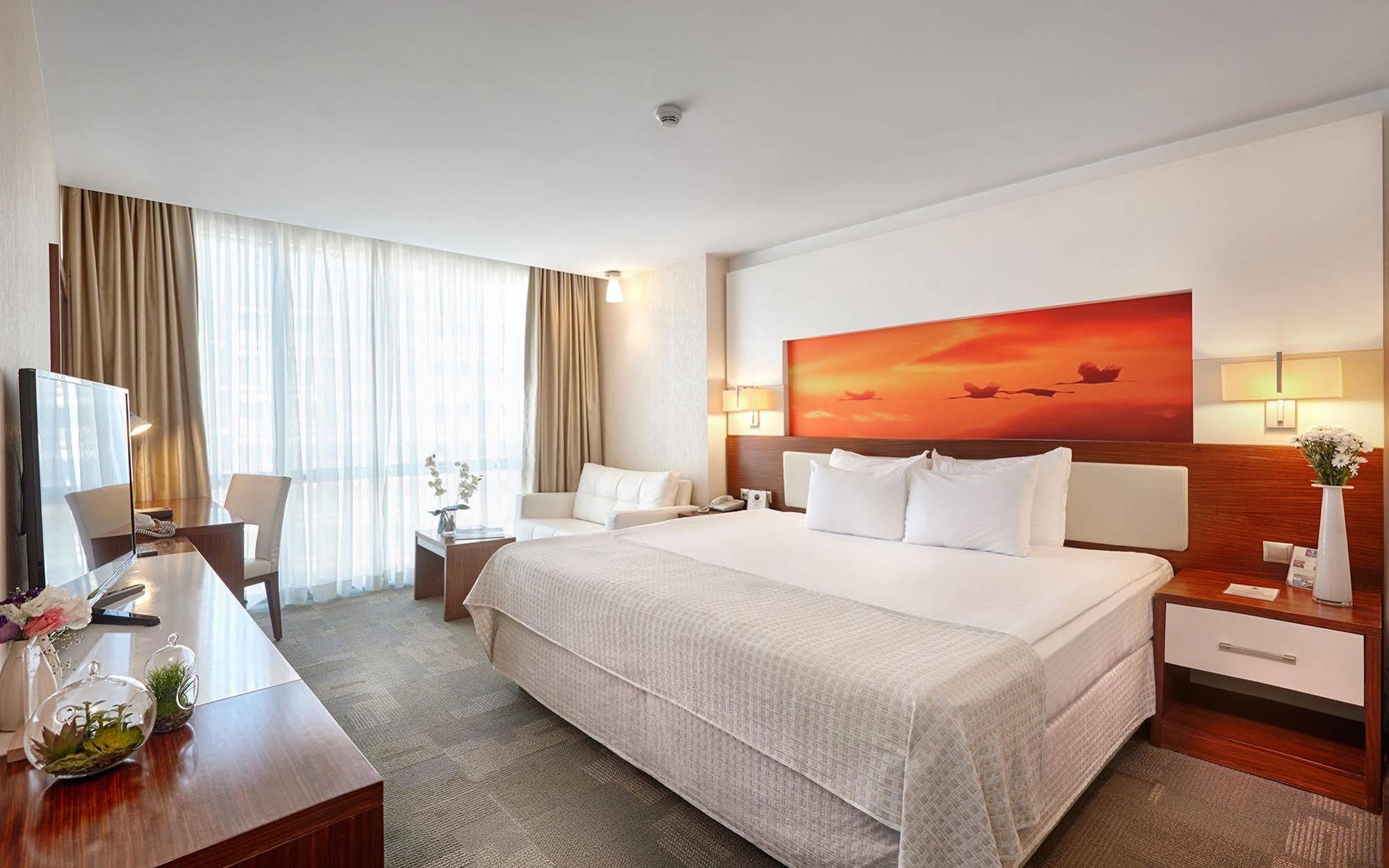 Kordon Hotel Pasaport Измир Экстерьер фото